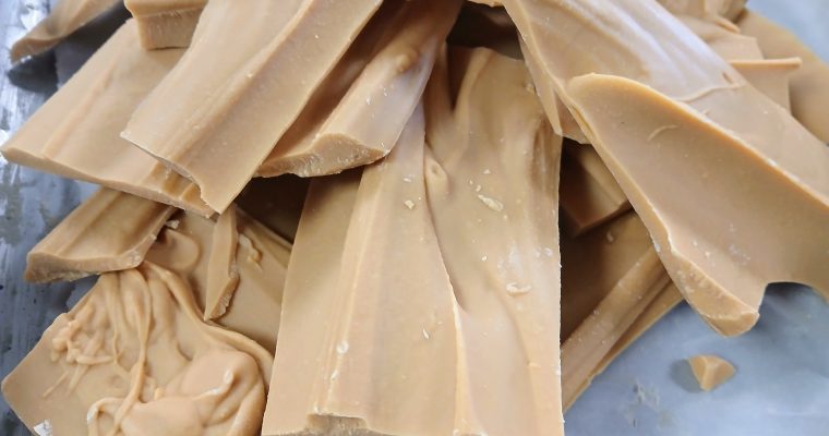 Caramelised white chocolate
